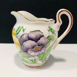 Vintage Salisbury Fine Bone China Creamer Made In England 2028 Signed